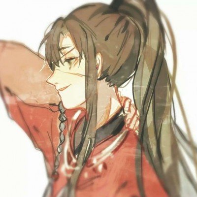 美女COS《巫师3》叶奈法惊艳绝伦 白嫩香肩紫眸勾人